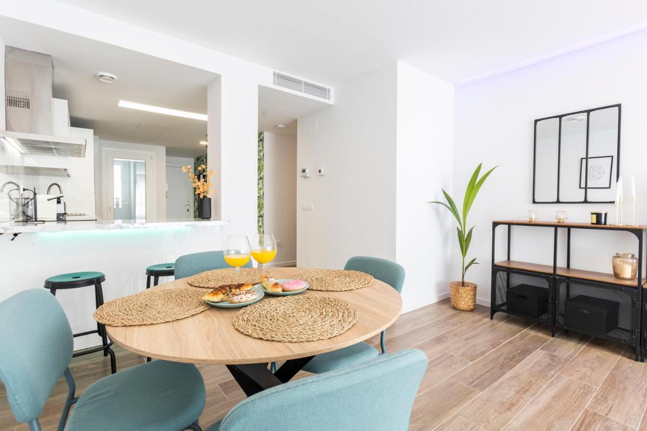 Fabuloso Apartamento Nuevo Con Parking Y Piscina Малага Екстериор снимка