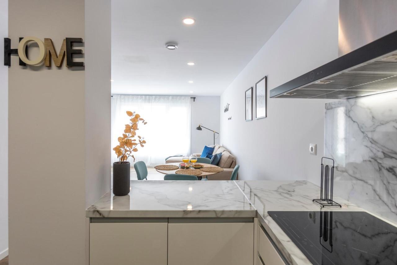 Fabuloso Apartamento Nuevo Con Parking Y Piscina Малага Екстериор снимка