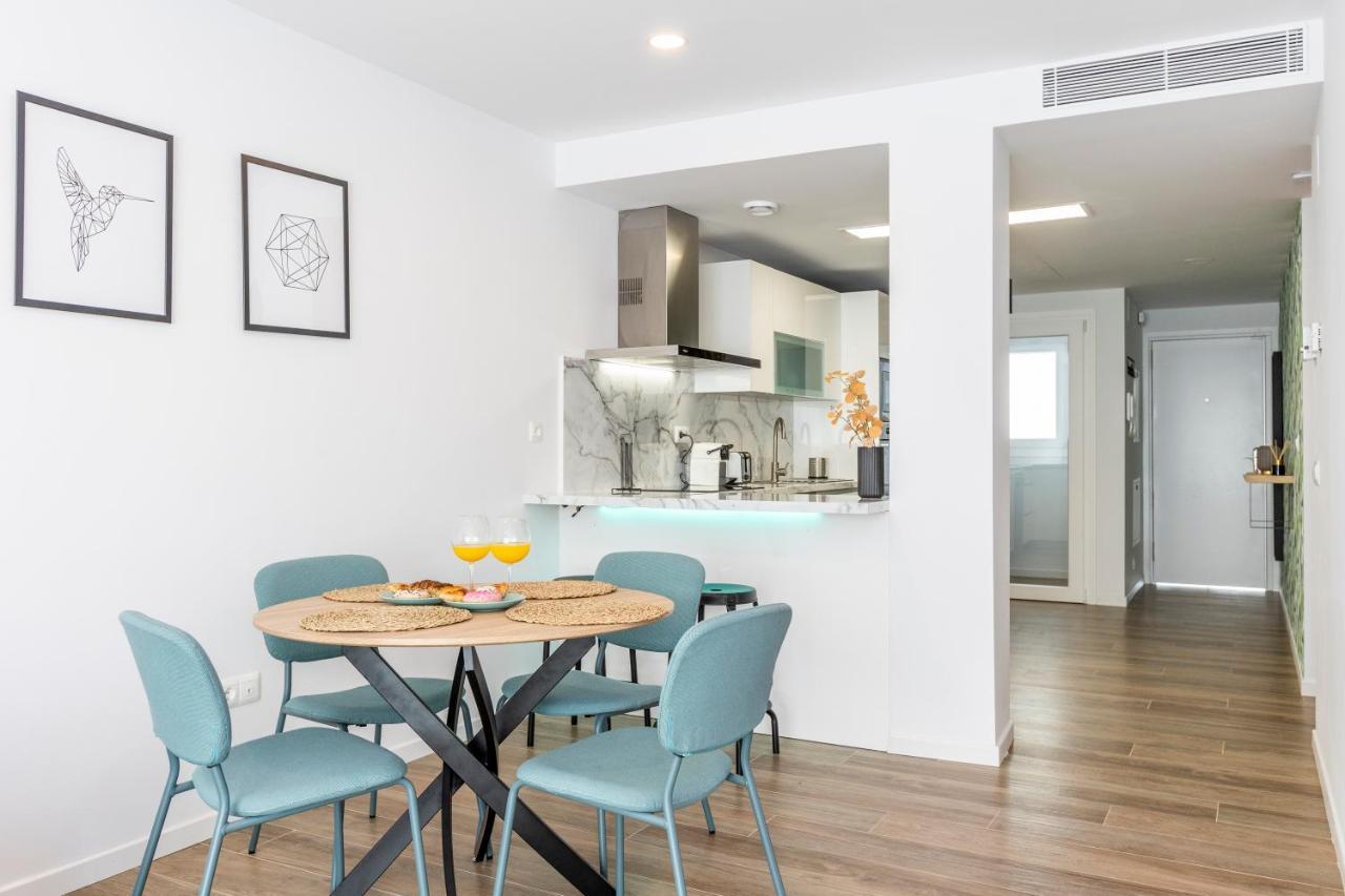 Fabuloso Apartamento Nuevo Con Parking Y Piscina Малага Екстериор снимка