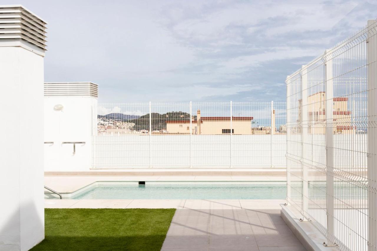 Fabuloso Apartamento Nuevo Con Parking Y Piscina Малага Екстериор снимка