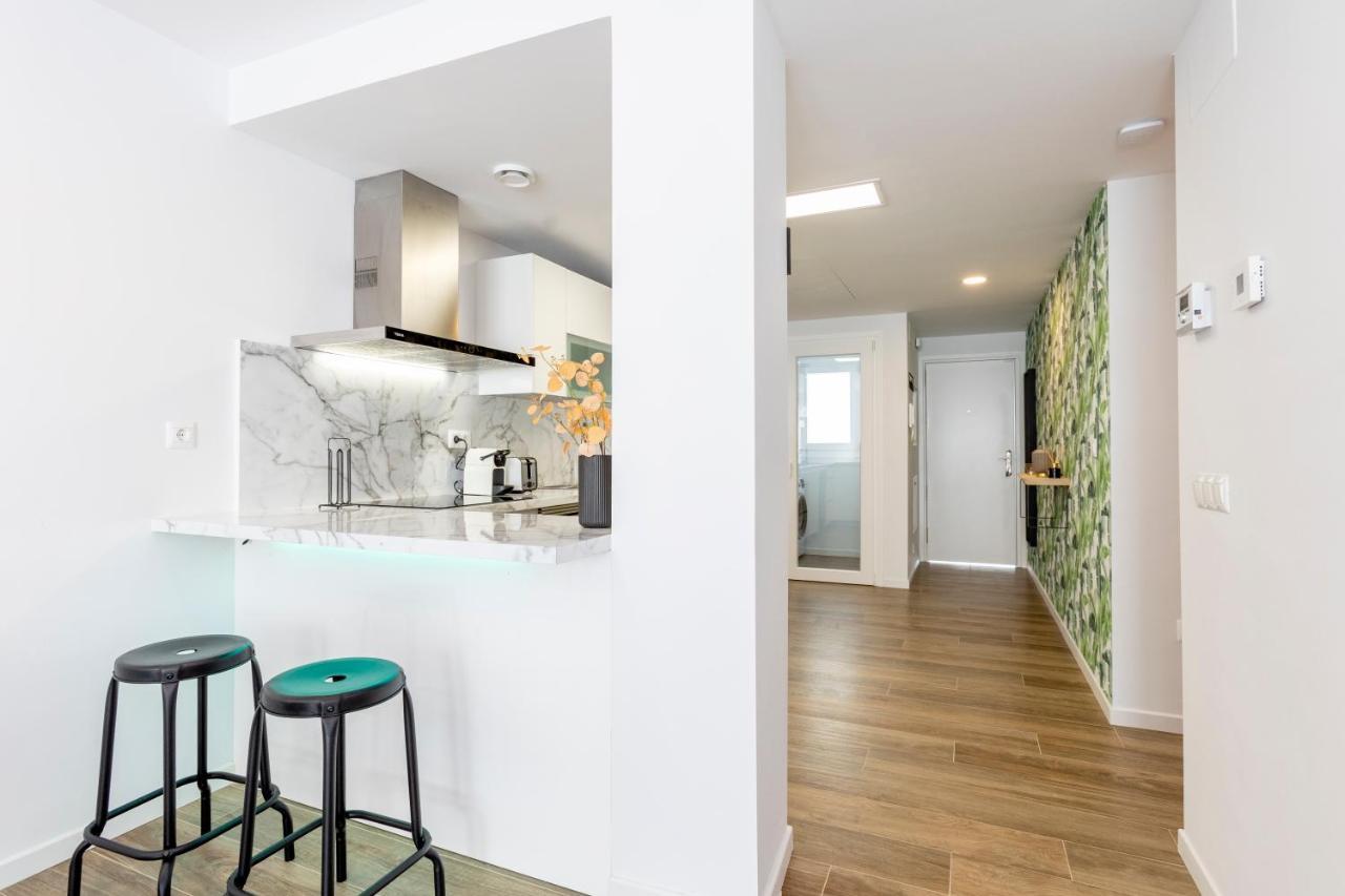 Fabuloso Apartamento Nuevo Con Parking Y Piscina Малага Екстериор снимка