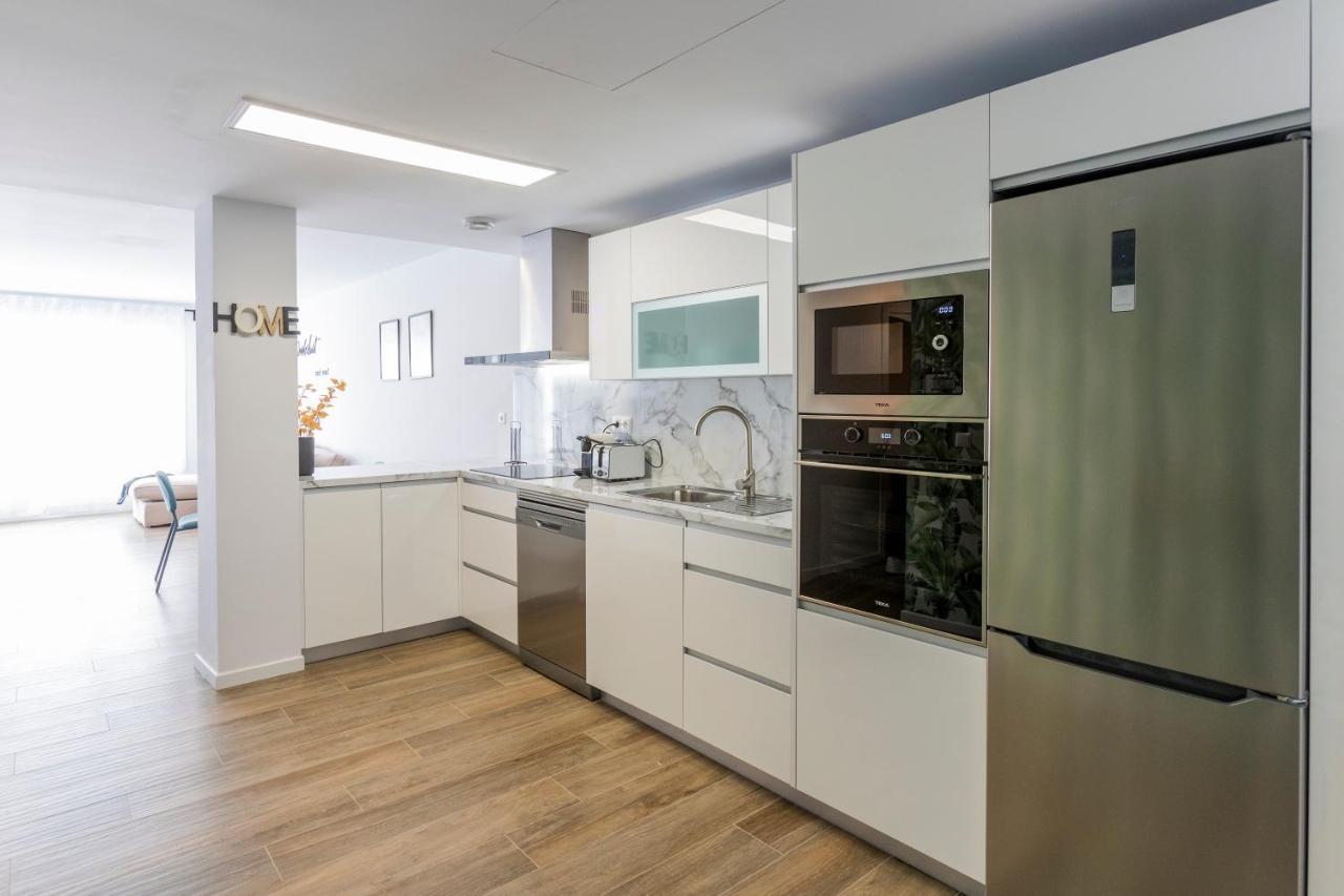 Fabuloso Apartamento Nuevo Con Parking Y Piscina Малага Екстериор снимка