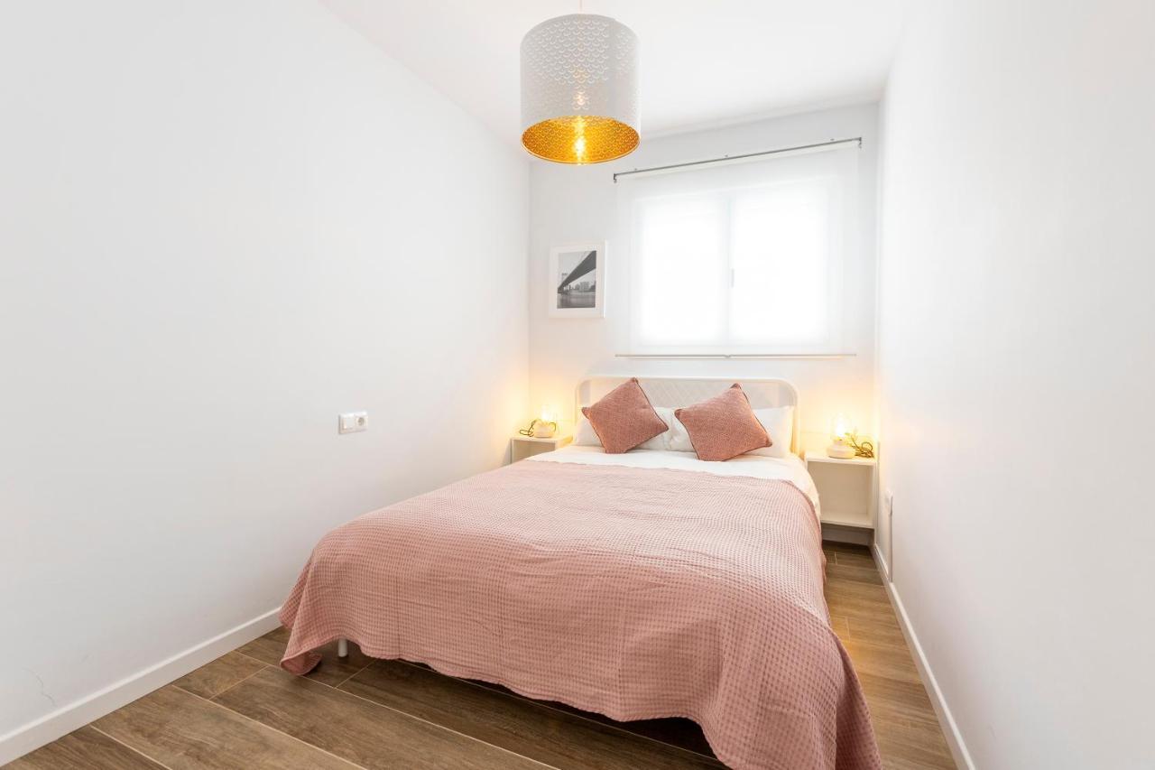 Fabuloso Apartamento Nuevo Con Parking Y Piscina Малага Екстериор снимка