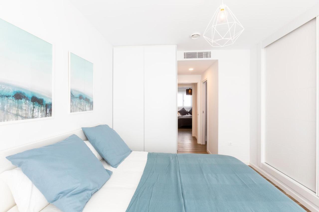 Fabuloso Apartamento Nuevo Con Parking Y Piscina Малага Екстериор снимка