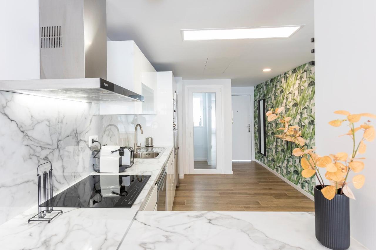 Fabuloso Apartamento Nuevo Con Parking Y Piscina Малага Екстериор снимка