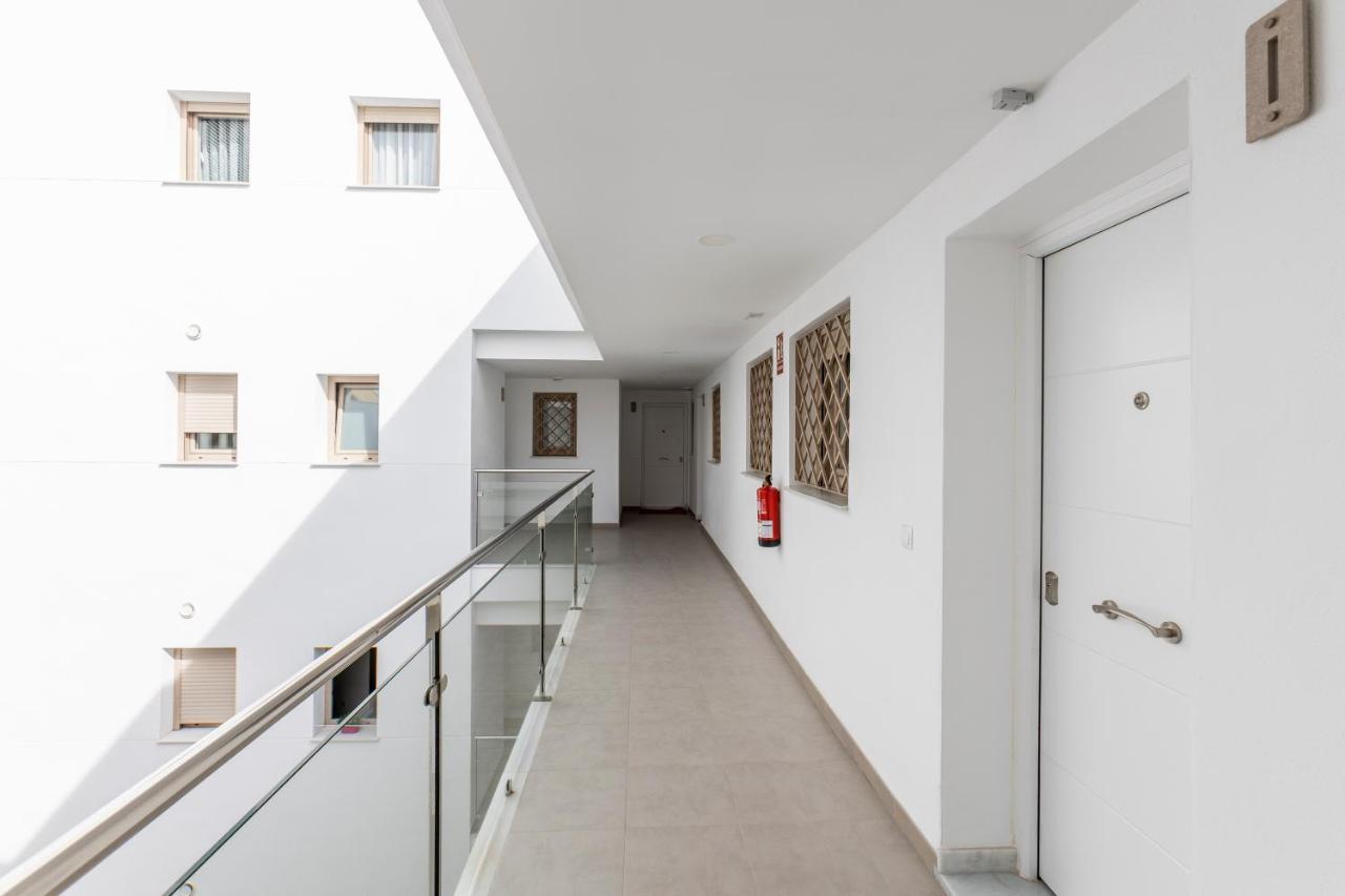 Fabuloso Apartamento Nuevo Con Parking Y Piscina Малага Екстериор снимка